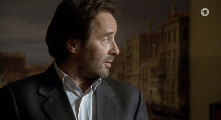 Venice: The Footsteps of Commissario Brunetti Walking Tour - Finishing at the Headquarters: The Questura Ending