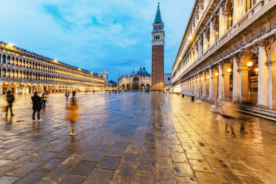 Venice: The Ghost & Legends Walking Tour - Meeting near St Mark’s, then slipping into Venice’s smaller lanes