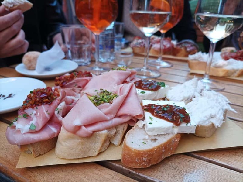 Venice: The Ultimate Food Tour with Wine & Spritz - Where You Start, What You Walk, and How the Night Flows