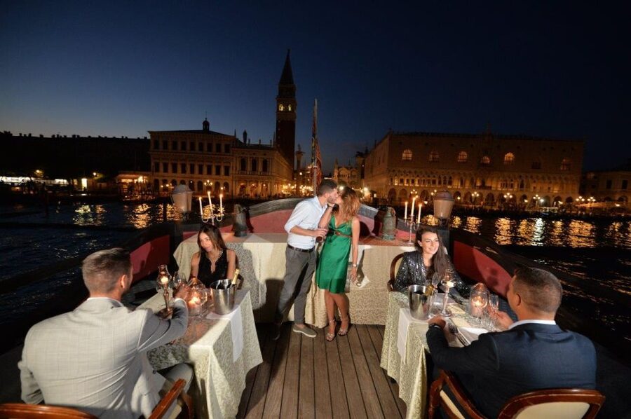 Venice: Venetian Lagoon Tour and Galleon Dinner - The Dinner Part: Why This Is More Than a Cruise With Food