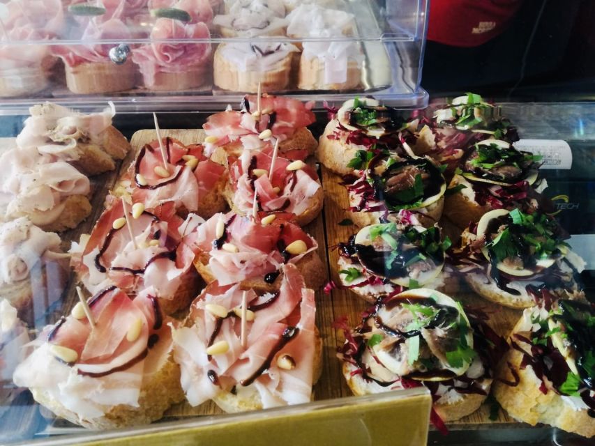 Venice: Venetian Style Carnival Pub Crawl - Price and value at $93 for 2 hours