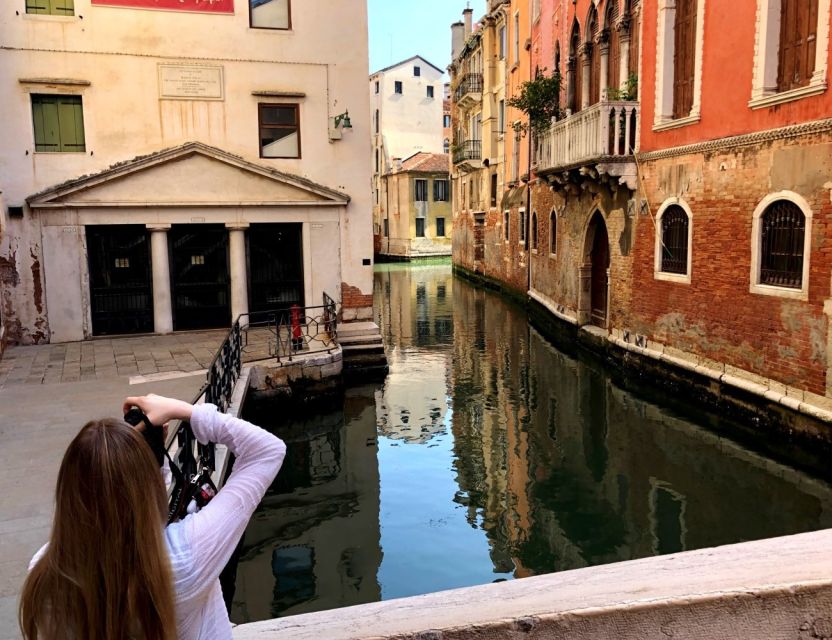 Venice Walking Tour and Gondola Ride Combo - Mercerie: narrow streets where distant goods were sold