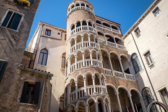 Venice Walking Tour with Gondola Ride Experience - Panoramic Photo Strategy, Plus How to Keep the Day From Feeling Rushed