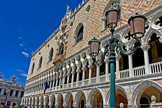 Venice: Winter Pass Top Attractions & City Walking Tour - Optional museum picks: Mocenigo, Ca’ Rezzonico, and how to choose