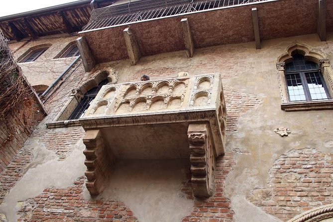 Verona City Sightseeing Walking Tour of Must-See Sites with Local Guide - Piazza delle Erbe: a square you can read like a timeline