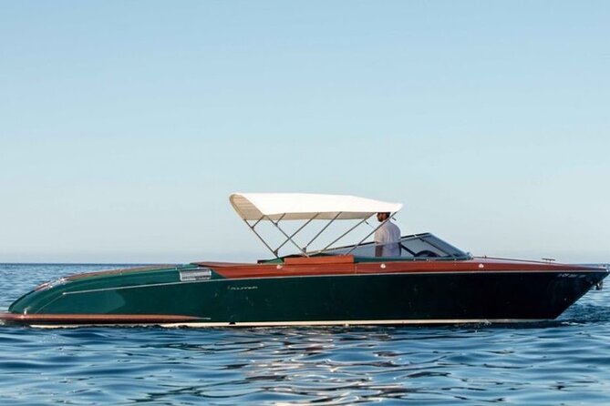 VIP Private Luxury Boat Tour - Riva Aquariva Yacht Venice - Lido gardens and 1700s villas: Venice after the main crowd