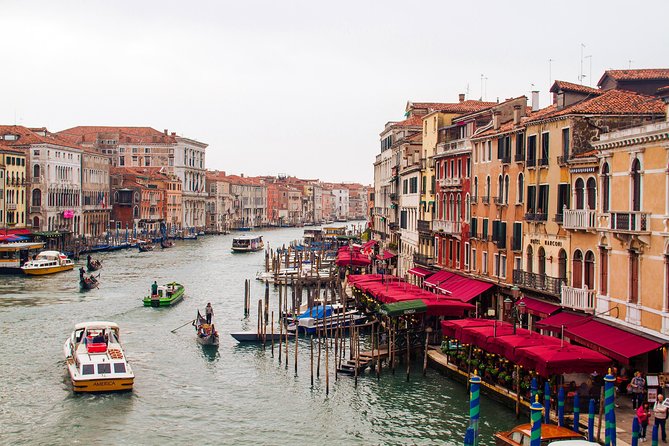 Welcome to Venice Group Tour St. Mark's Basilica & Gondola Ride - Group tour reality check: pace, steps, and what to bring
