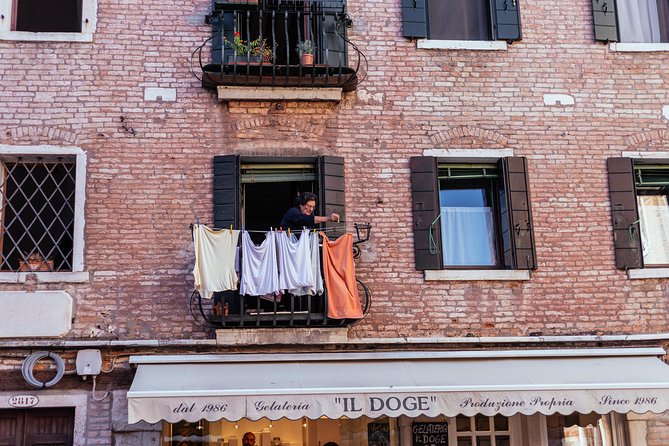 Withlocals Venice Away from the Crowds PRIVATE Tour with a Local Expert - The In-Between Stops, and Why Flexibility Helps